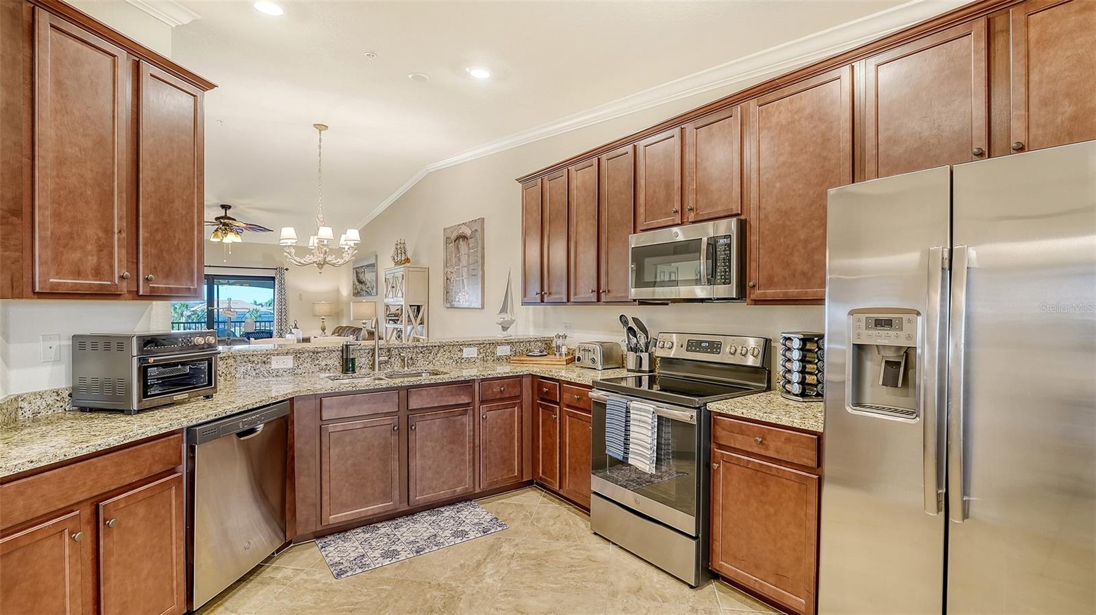 LAKEWOOD NATIONAL GOLF CLUB - Residential Lease