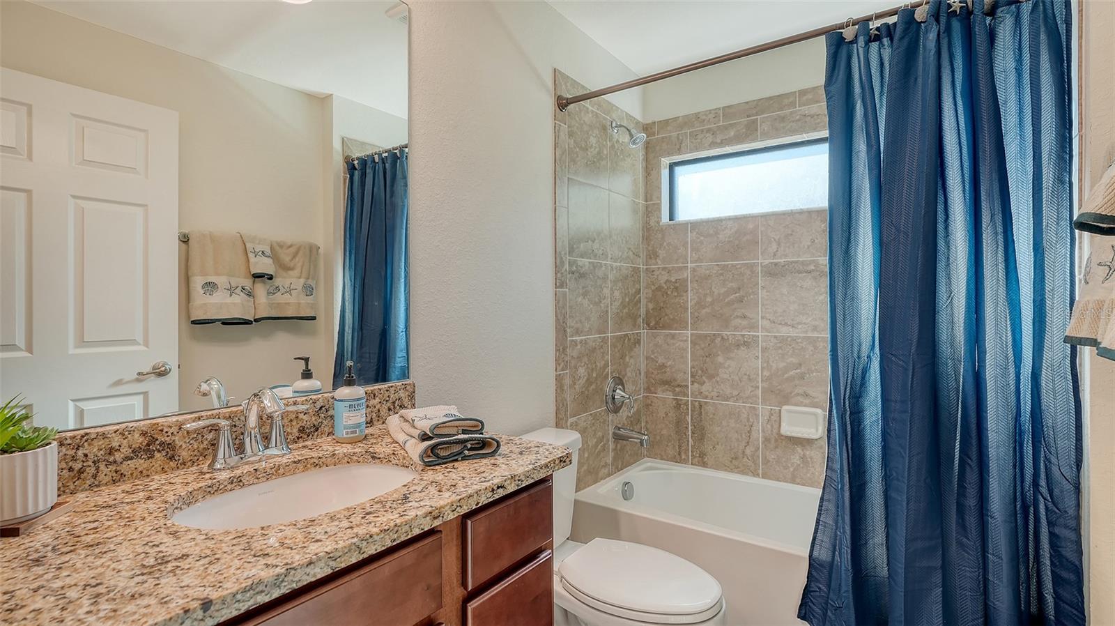 LAKEWOOD NATIONAL GOLF CLUB - Residential Lease