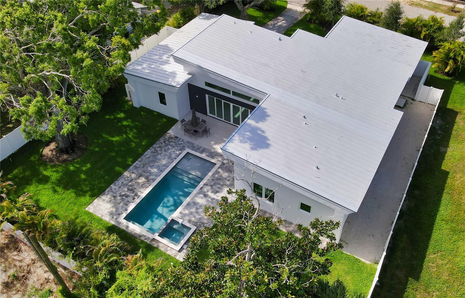 POMS PARK 3 - Residential Lease