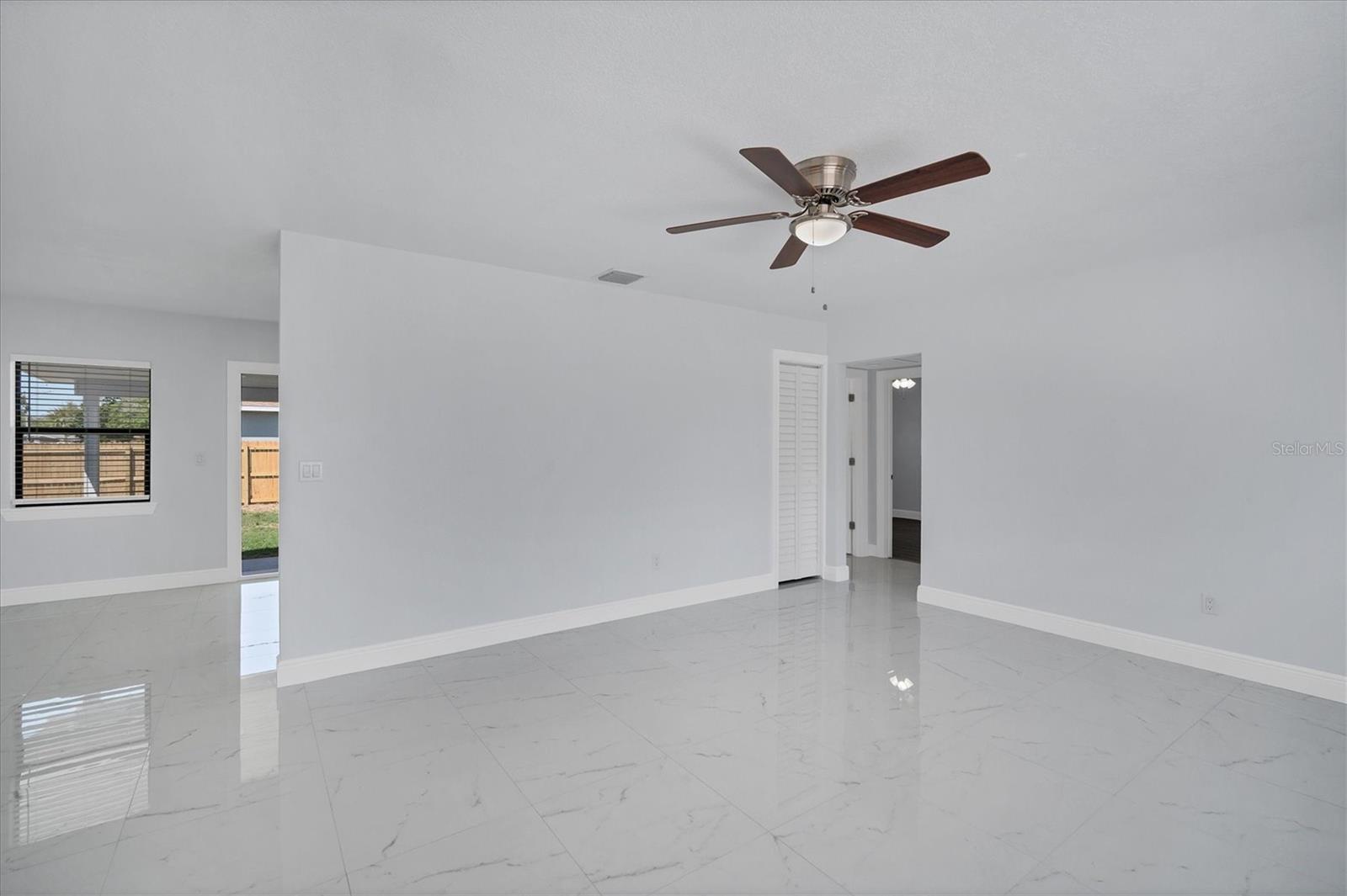 LAKE PEARL ESTATES - Residential Lease