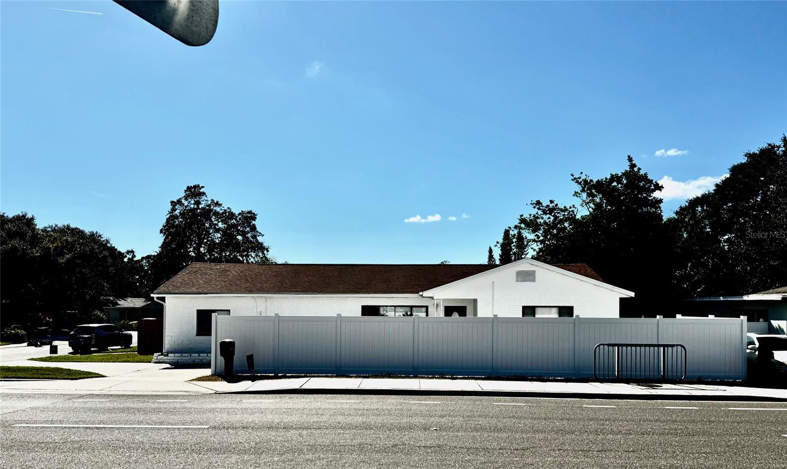 LAKE PEARL ESTATES - Residential Lease