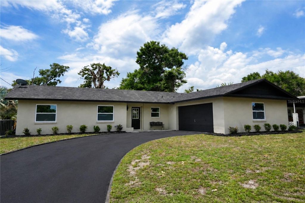 Photo of 3202 Tradewinds Trail, Orlando, FL 32805 (MLS # O6407323)