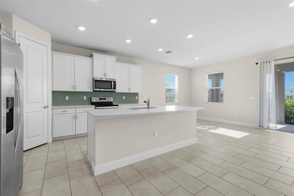 Photo of 18030 Tavernside Trail, Bradenton, FL 34211 (MLS # A4702948)