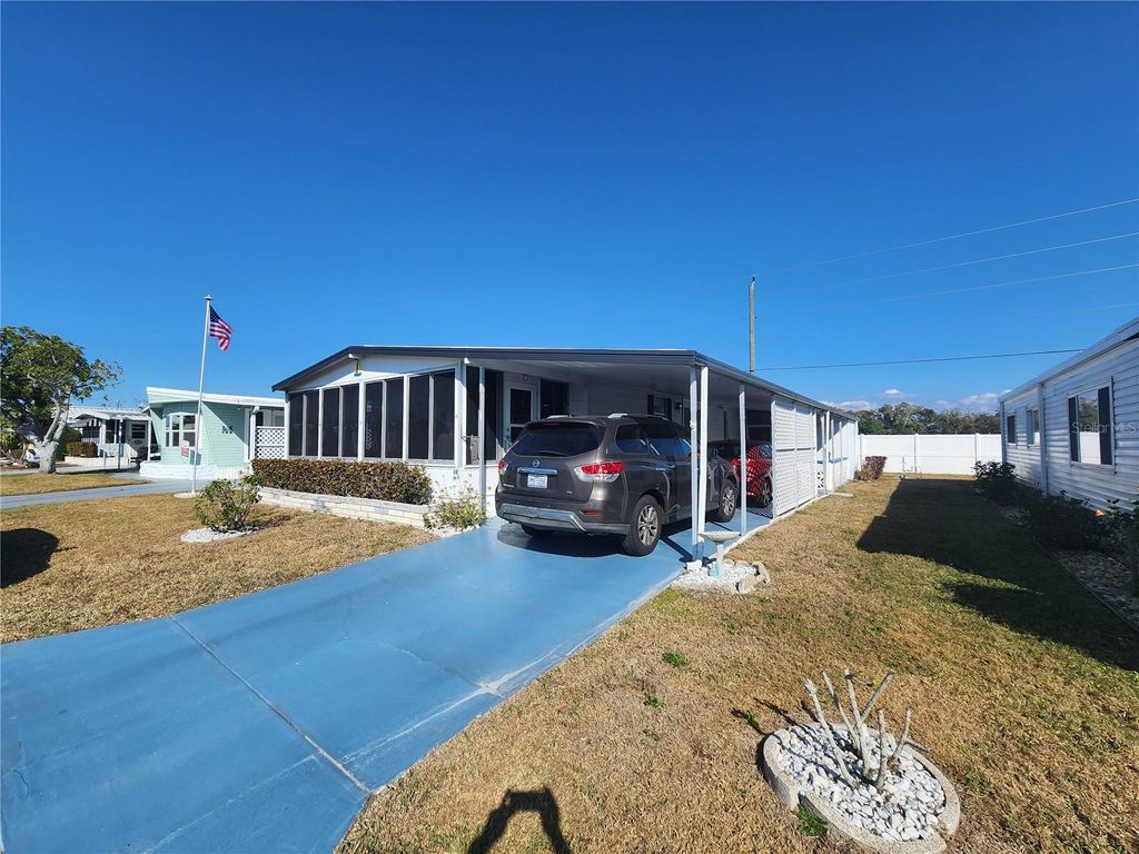 Photo of 808 53rd Avenue E #19, Bradenton, FL 34203 (MLS # A4682593)