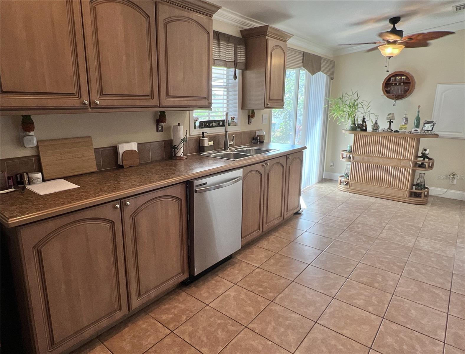 MOBEL AMERICANA MOBILE HOME PARK UNREC - Residential