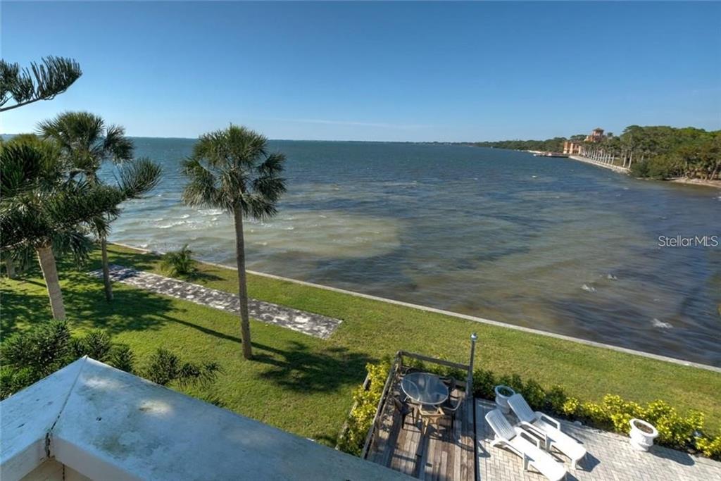 SAPPHIRE SHORES - Residential