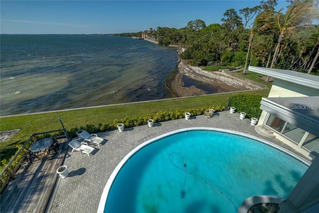 SAPPHIRE SHORES - Residential