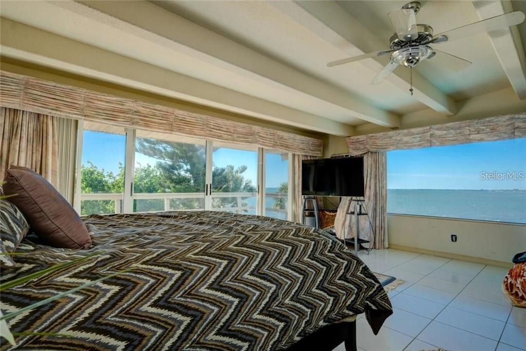 SAPPHIRE SHORES - Residential