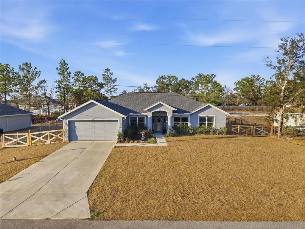 Photo of 12015 Phoenix Avenue, Weeki Wachee, FL 34614 (MLS # W7883266)