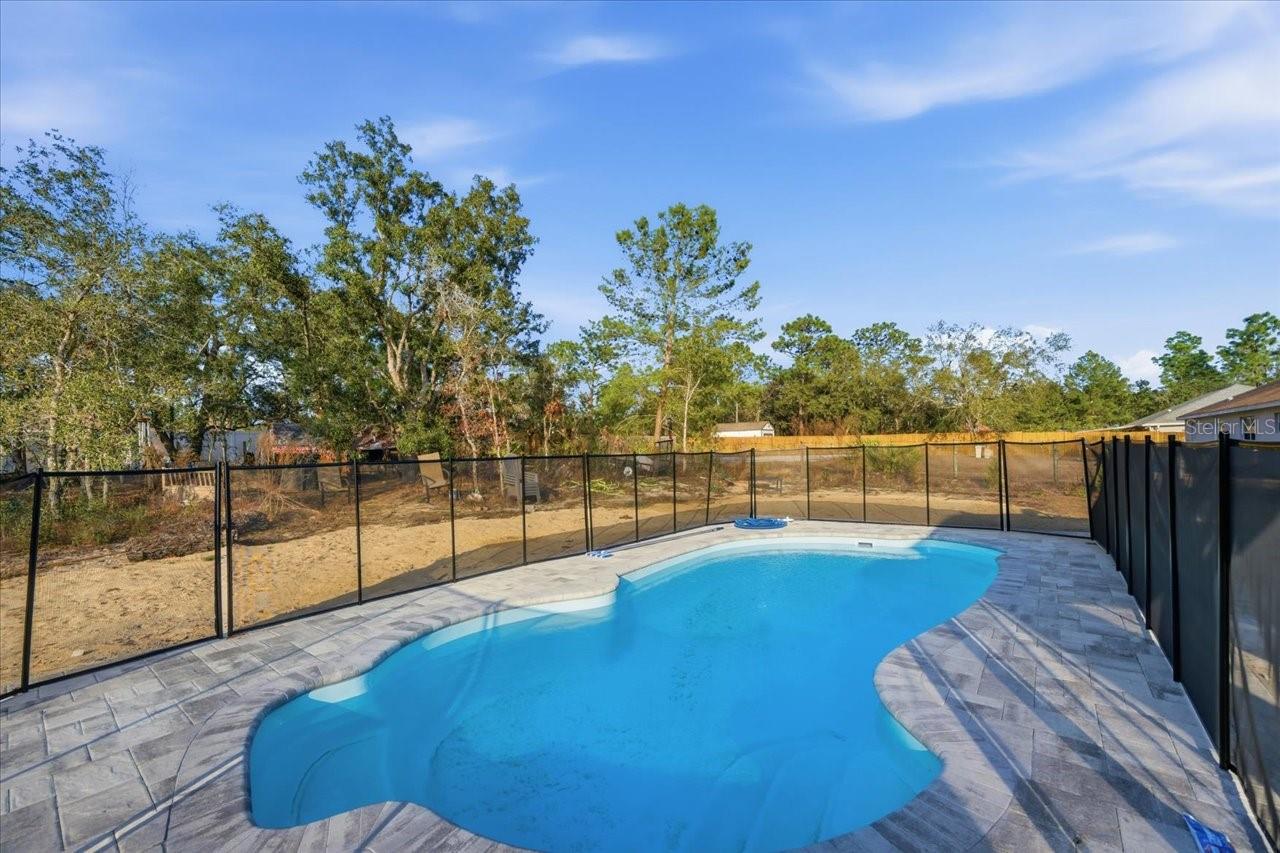 ROYAL HIGHLANDS - Residential