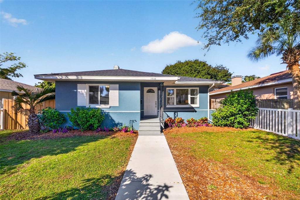 Photo of 1510 15th Street N, St Petersburg, FL 33704 (MLS # TB8562124)