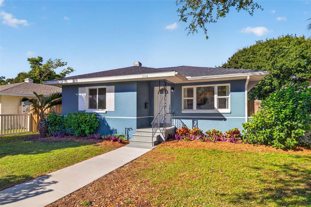 Photo of 1510 15th Street N, St Petersburg, FL 33704 (MLS # TB8562124)
