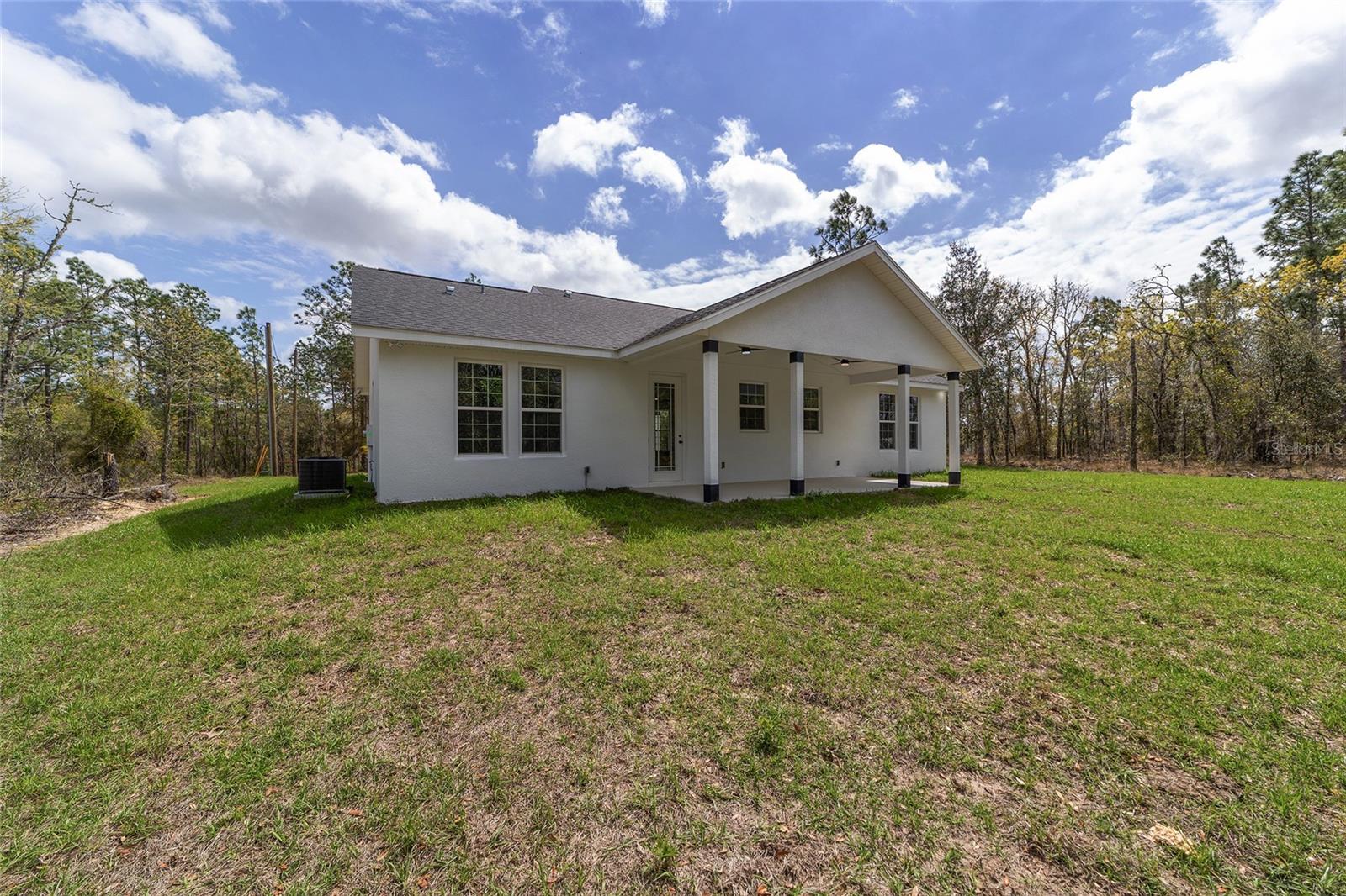 WILLISTON HYLNDS GOLF & C CLUB ESTATE - Residential Lease