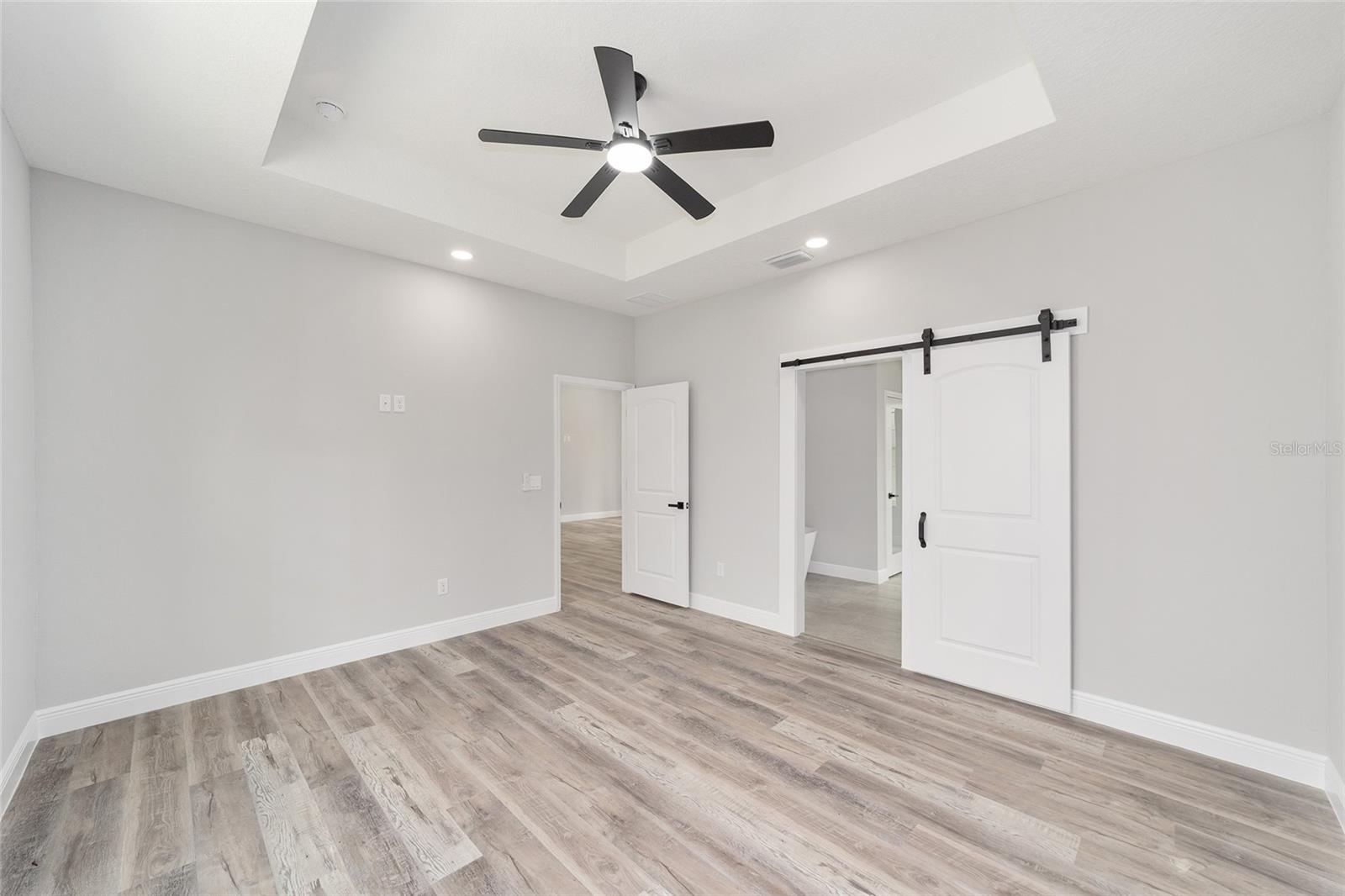 WILLISTON HYLNDS GOLF & C CLUB ESTATE - Residential Lease