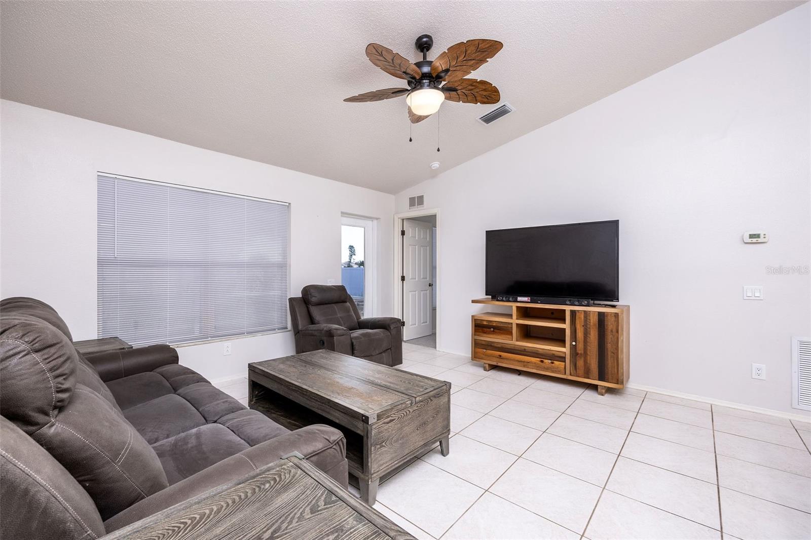 KINGSFIELD PH I - Residential