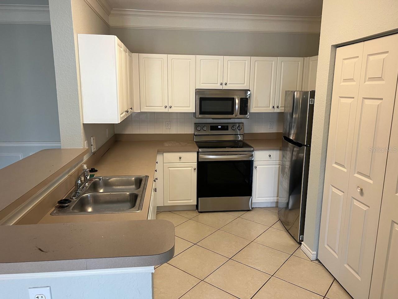 BEACHWALK CONDO - Residential Lease
