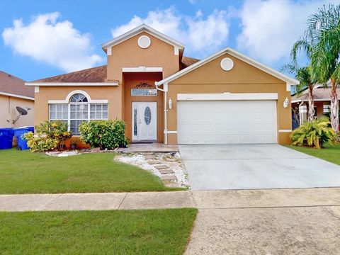 Photo of 2244 Mallard Creek Circle, Kissimmee, FL 34743 (MLS # S5121918)