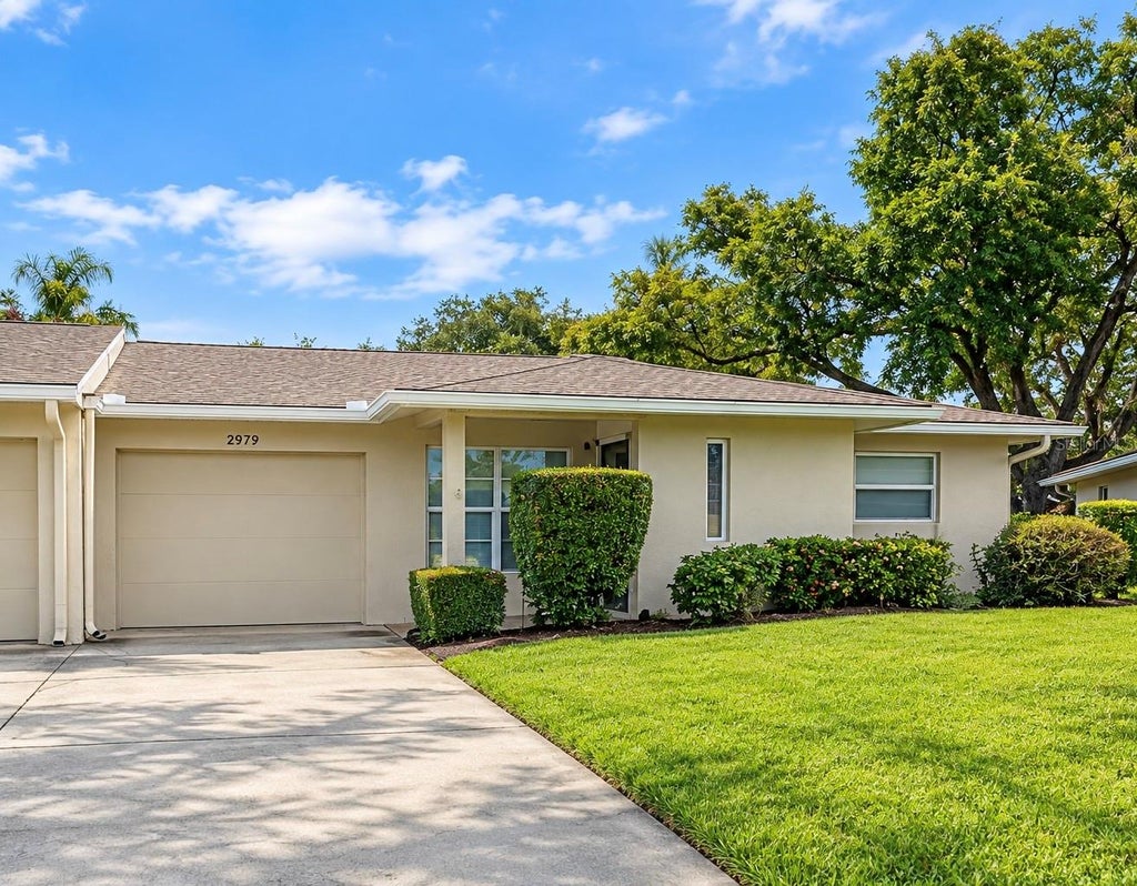 Photo of 2979 Captiva Gardens Drive #22, Sarasota, FL 34231 (MLS # N6145909)