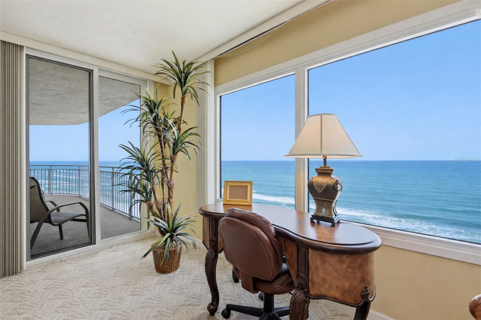 PENINSULA CONDO - Residential