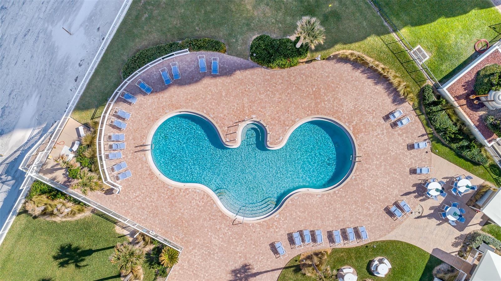 PENINSULA CONDO - Residential