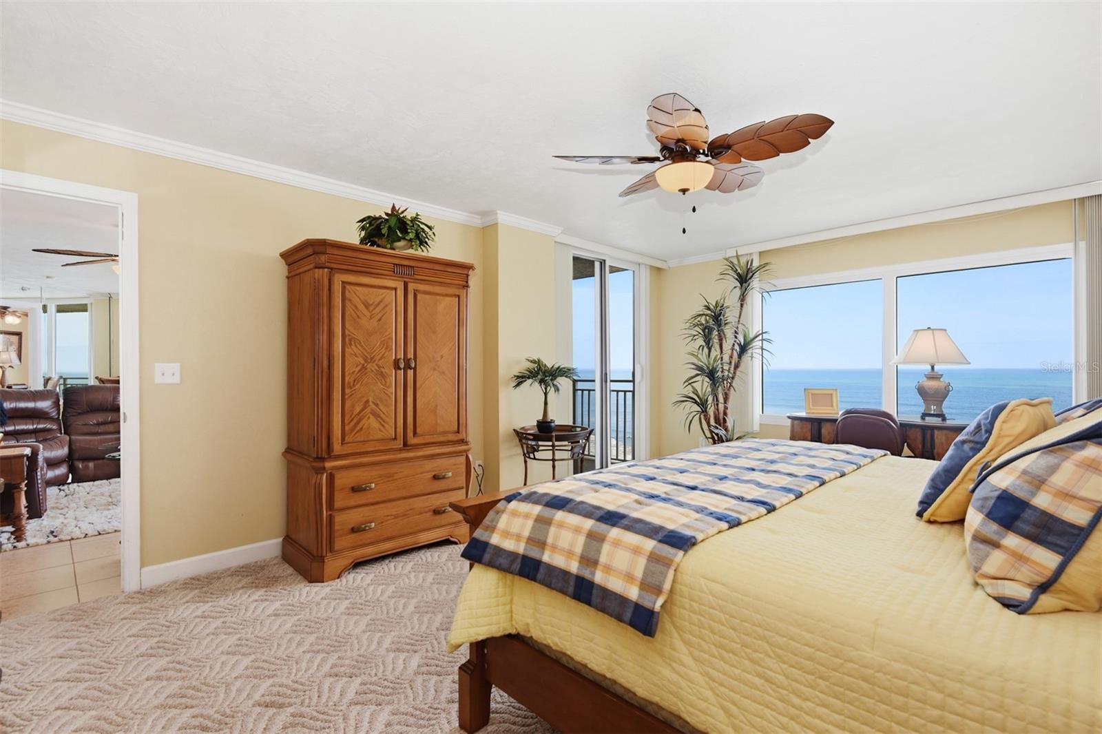 PENINSULA CONDO - Residential