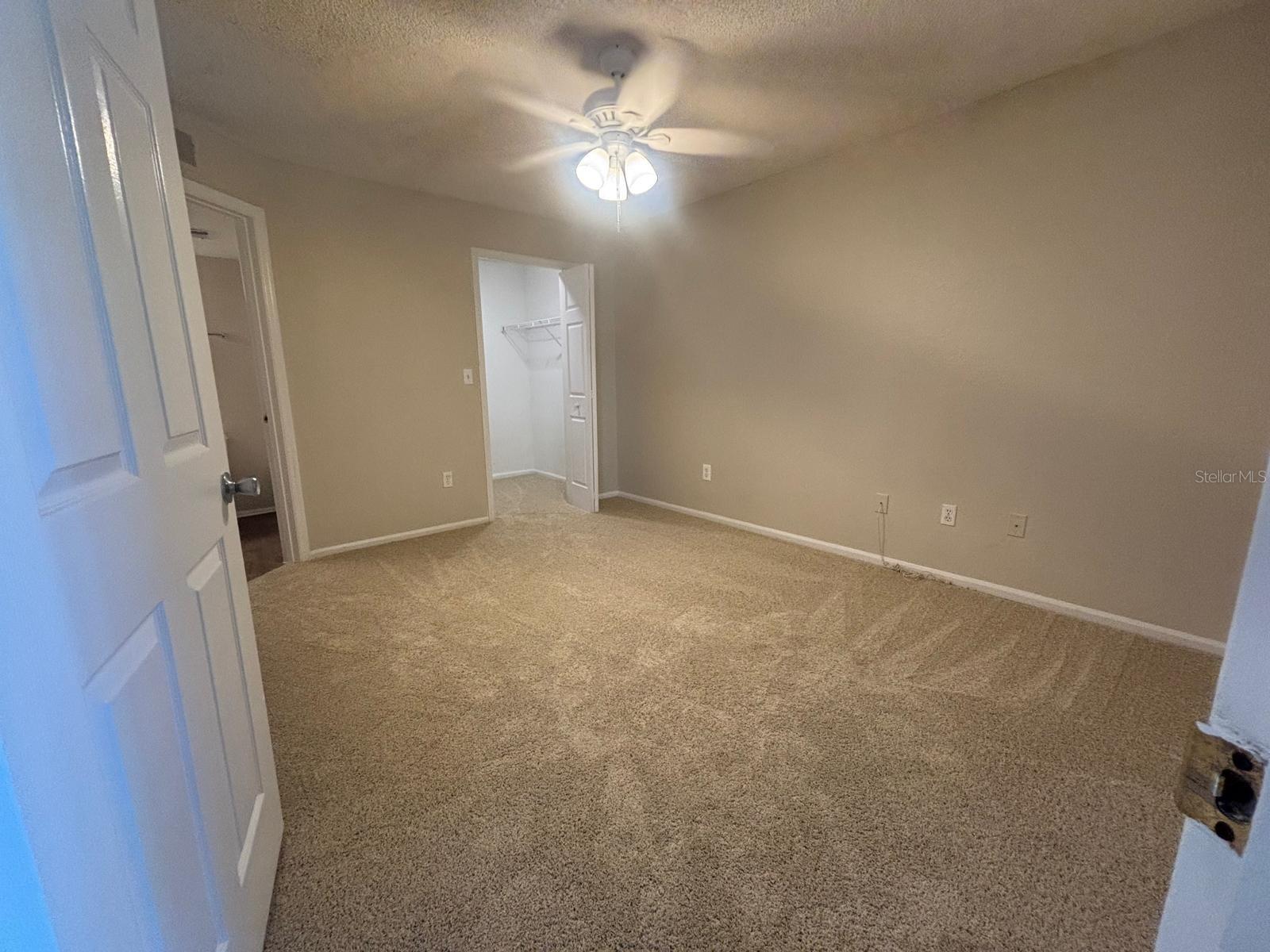 2201 METROPOLITAN WAY 1433
