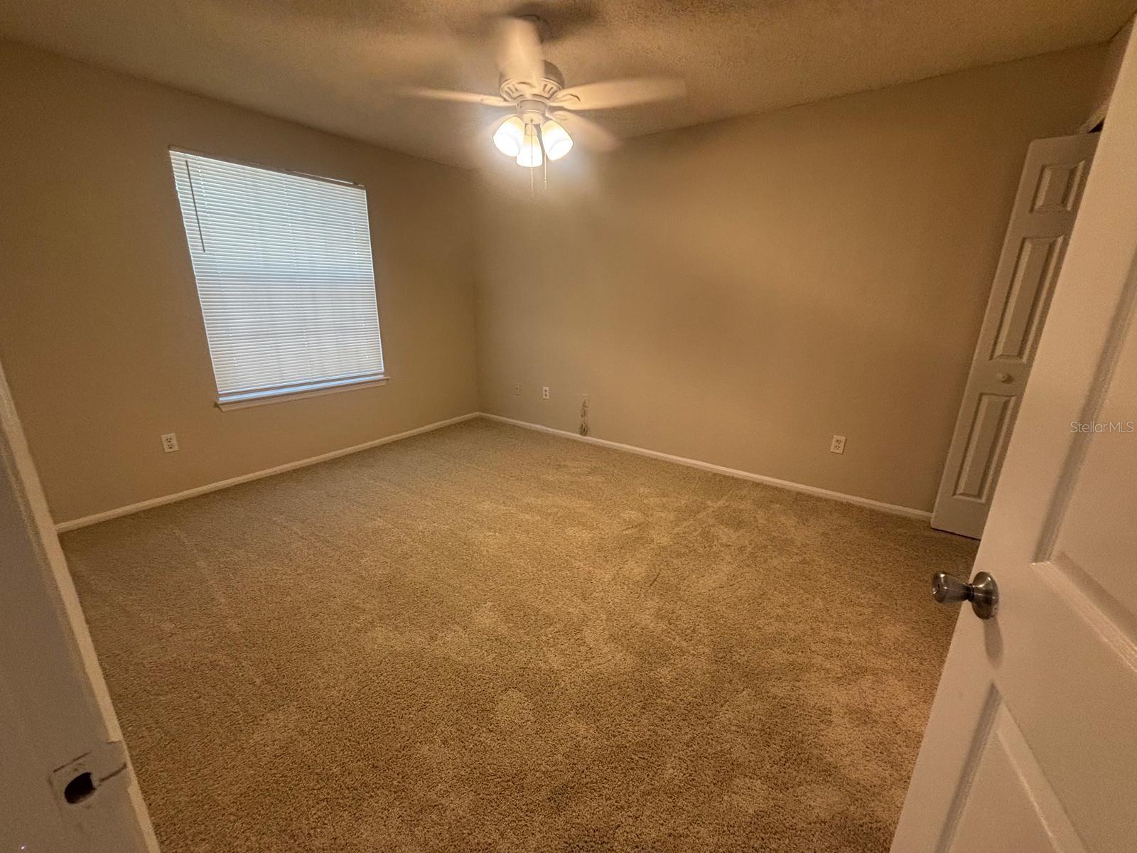 2201 METROPOLITAN WAY 1433
