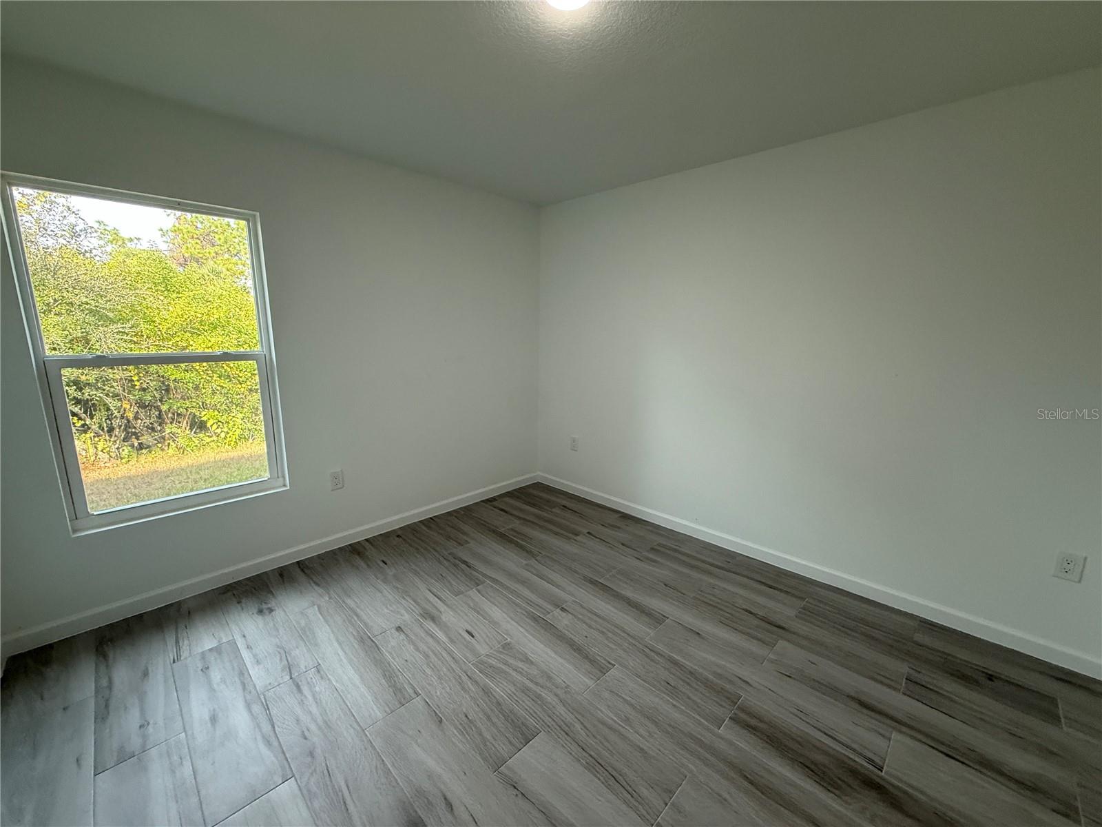 PORT CHARLOTTE SUB 08 - Residential Lease