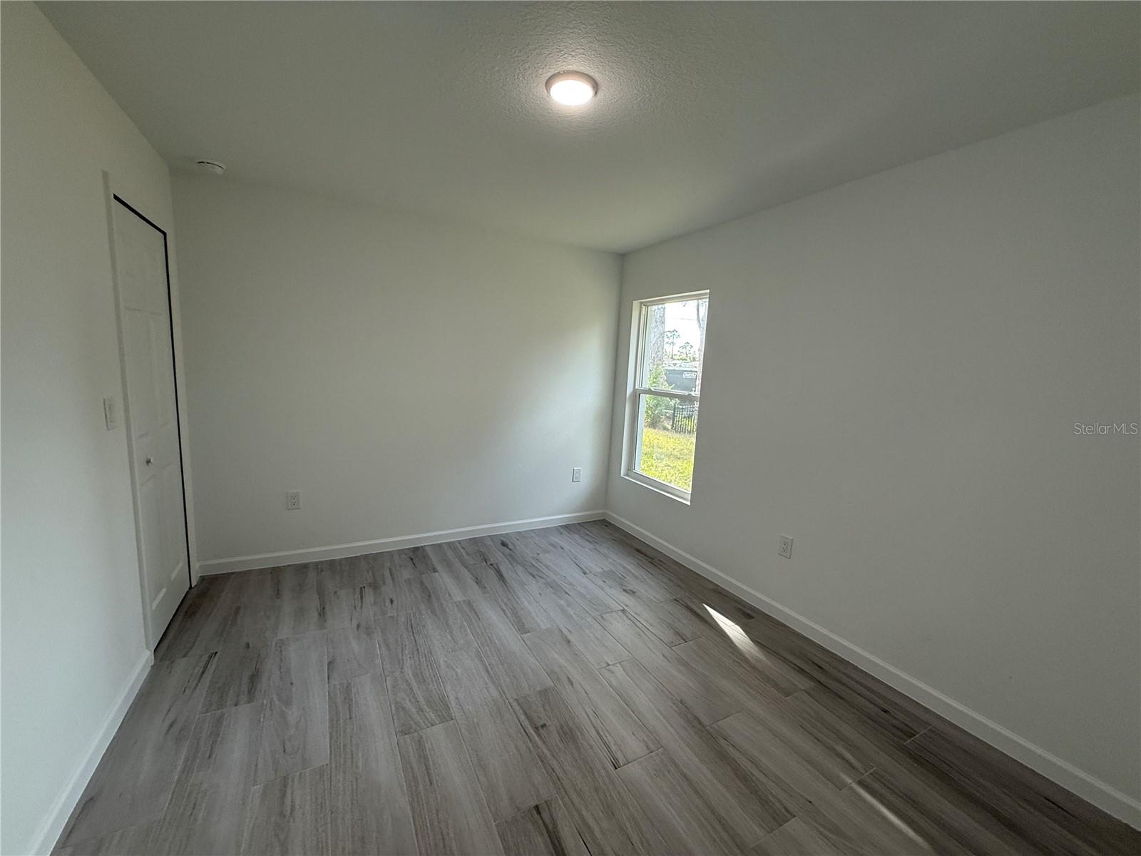 PORT CHARLOTTE SUB 08 - Residential Lease