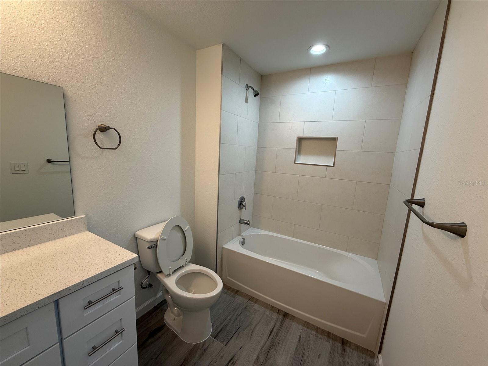 PORT CHARLOTTE SUB 08 - Residential Lease