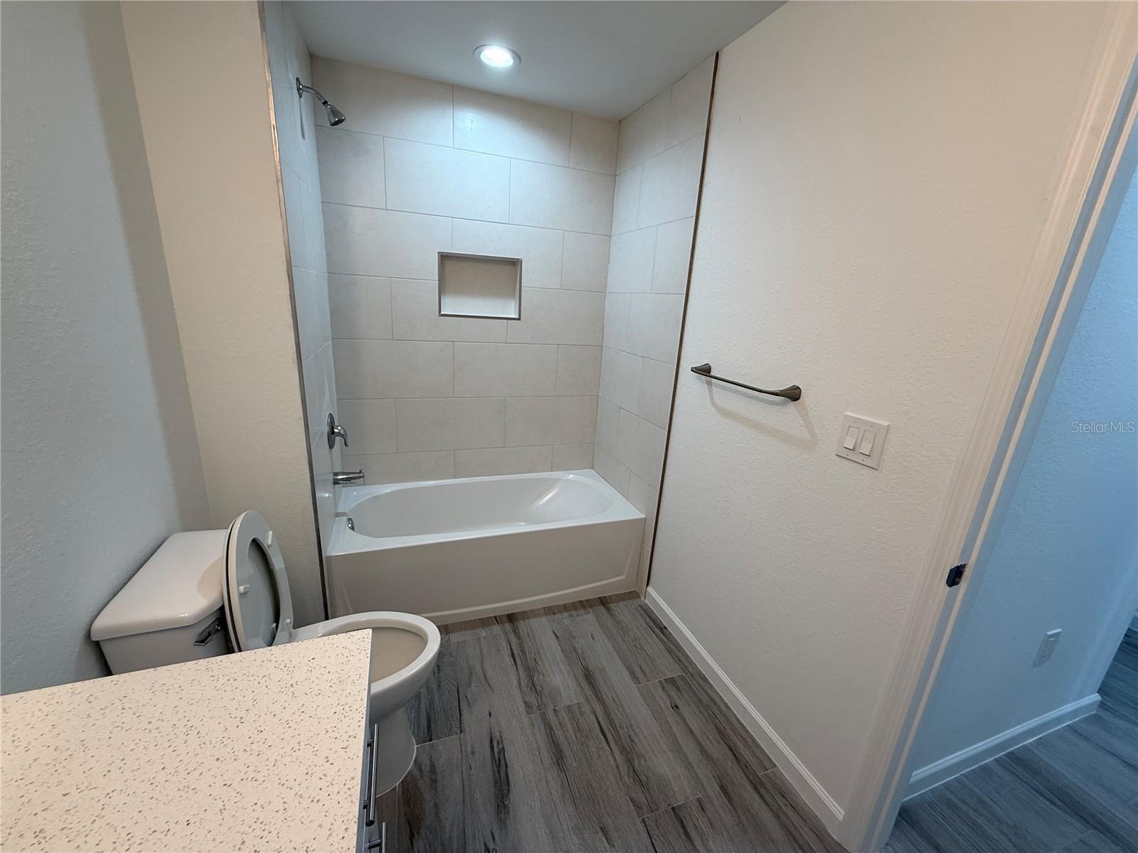 PORT CHARLOTTE SUB 08 - Residential Lease