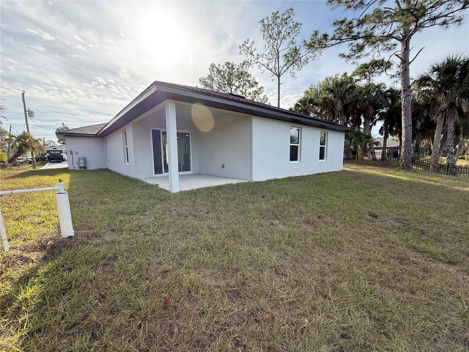 PORT CHARLOTTE SUB 08 - Residential Lease