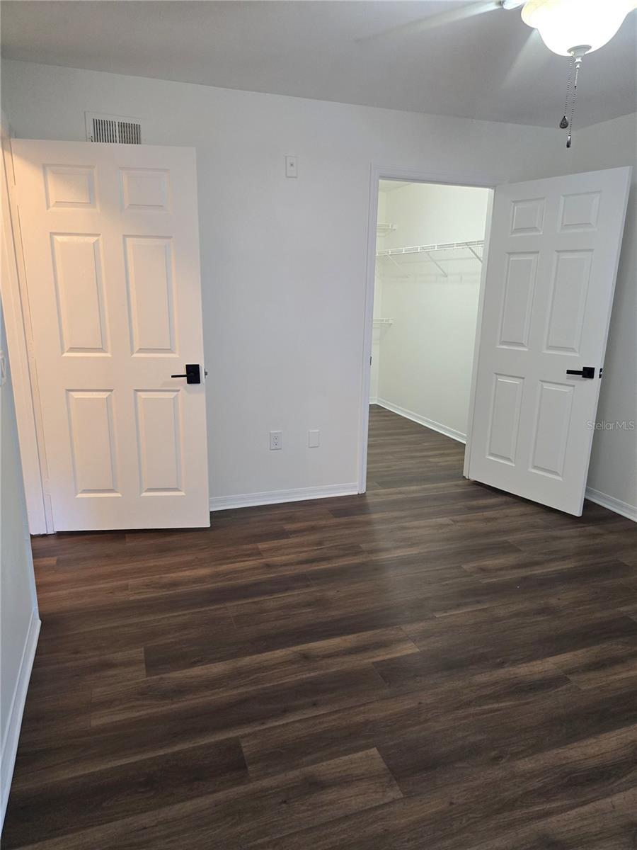 VILLAS AT LAKESIDE A CONDO - Residential