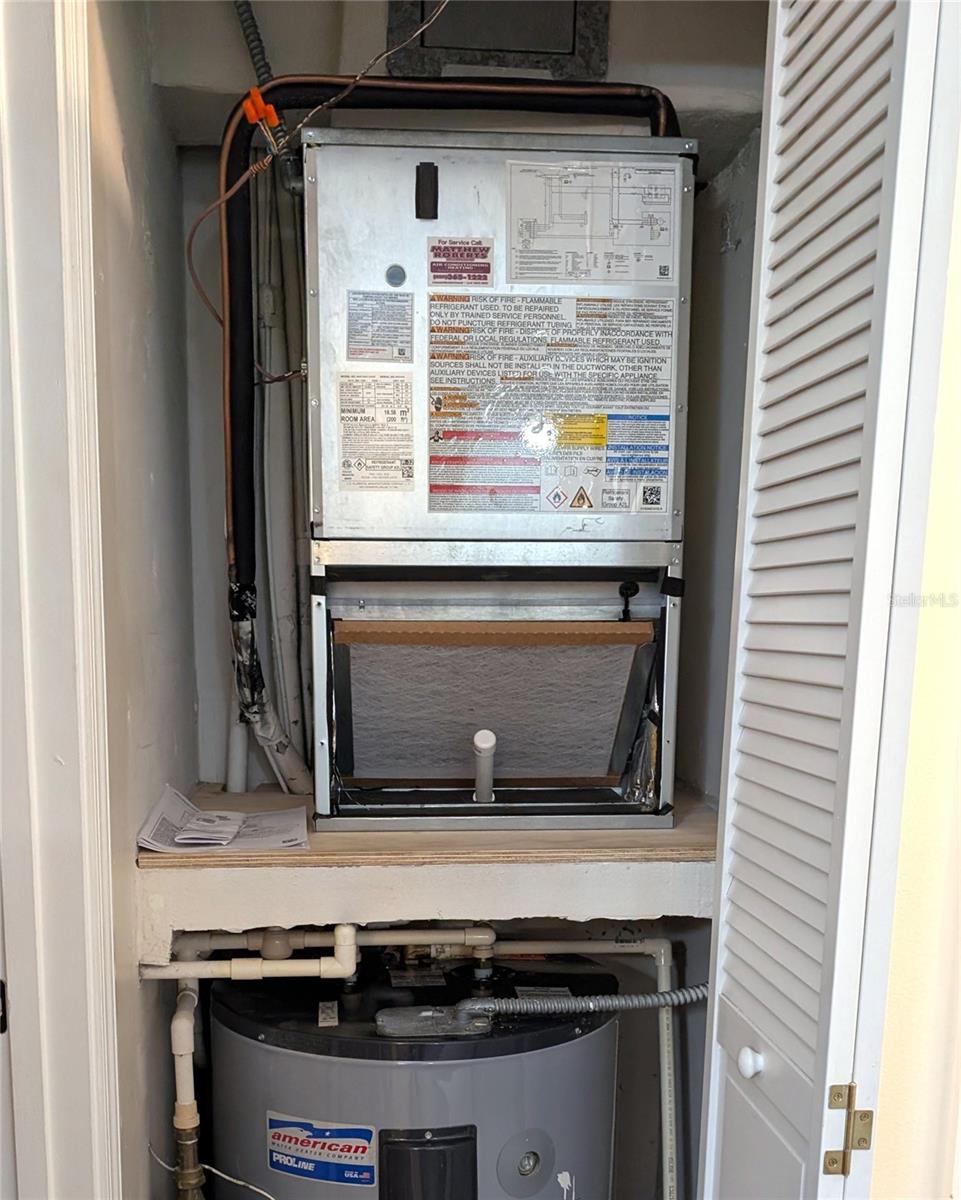 VILLAS AT LAKESIDE A CONDO - Residential