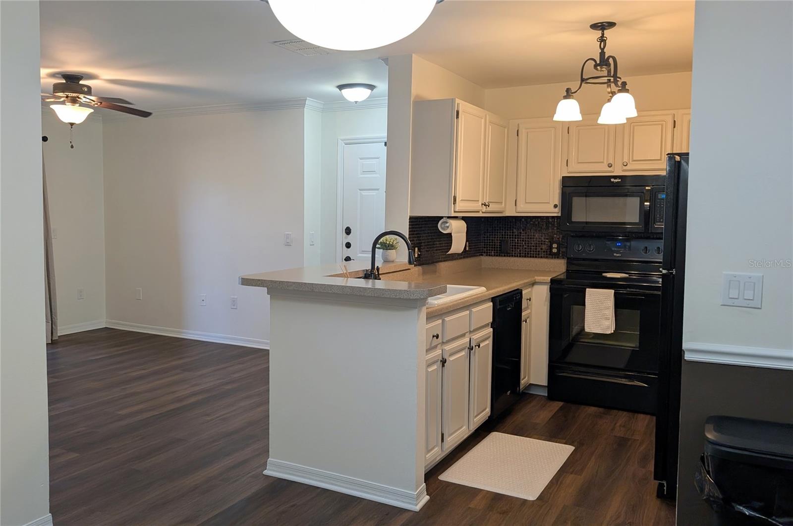 1920 SUMMER CLUB DRIVE 110