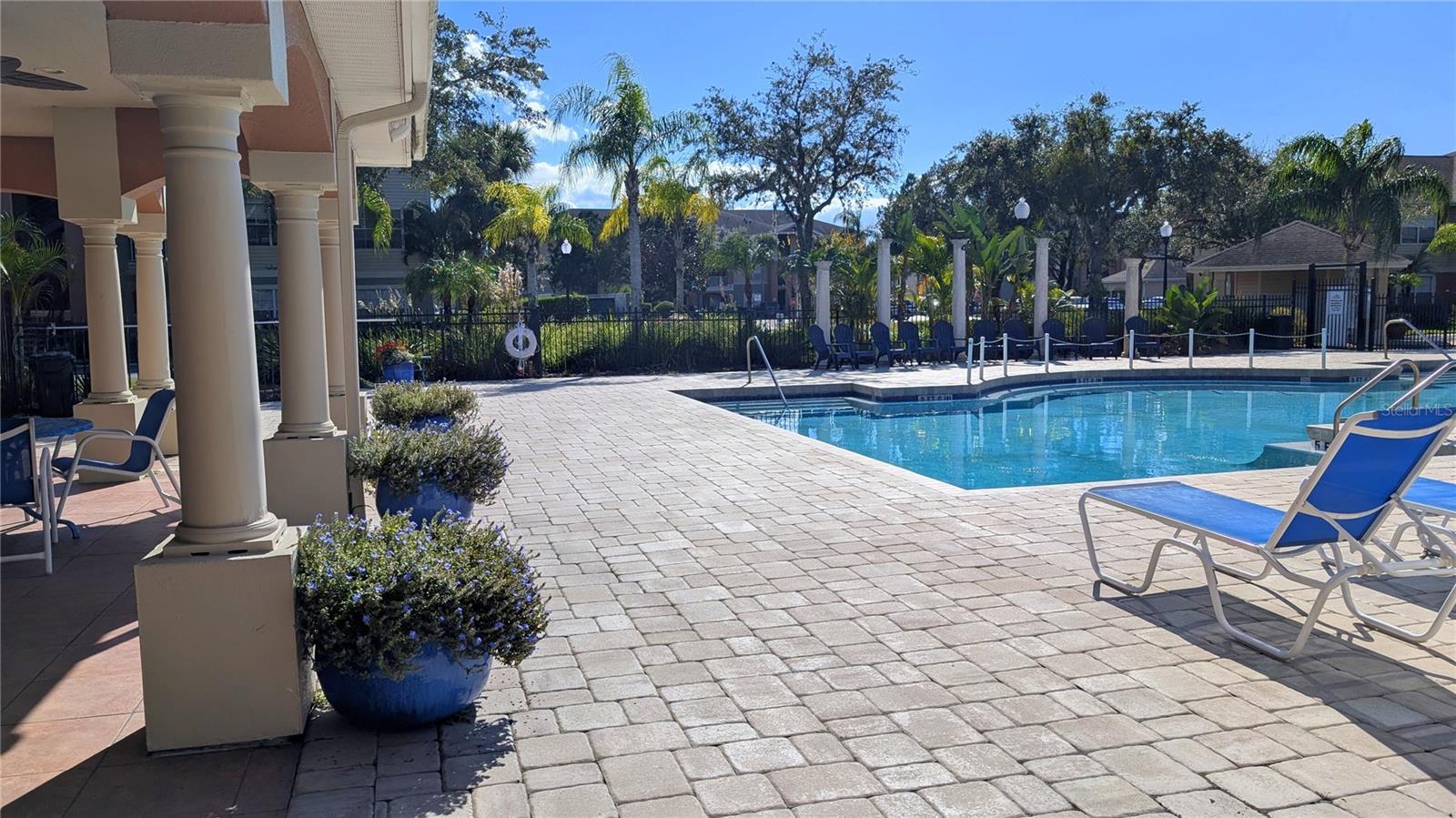 VILLAS AT LAKESIDE A CONDO - Residential