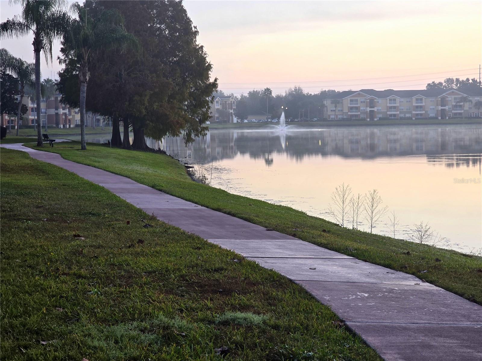 VILLAS AT LAKESIDE A CONDO - Residential