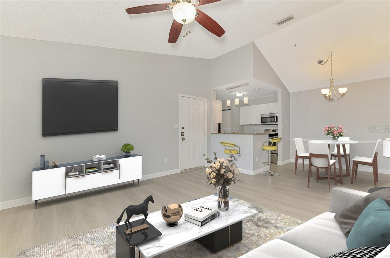 VINTAGE GRAND - Residential