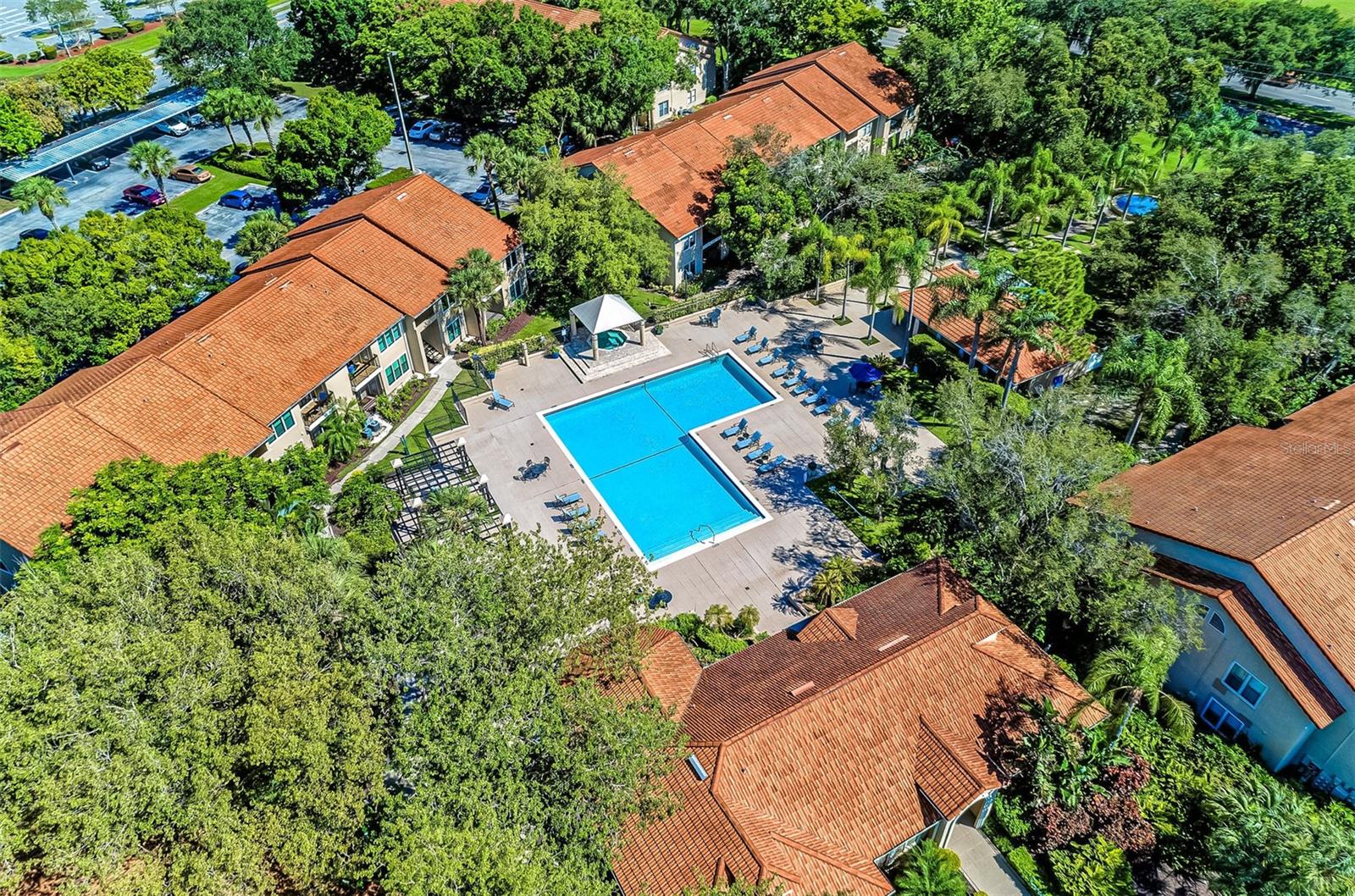 VINTAGE GRAND - Residential