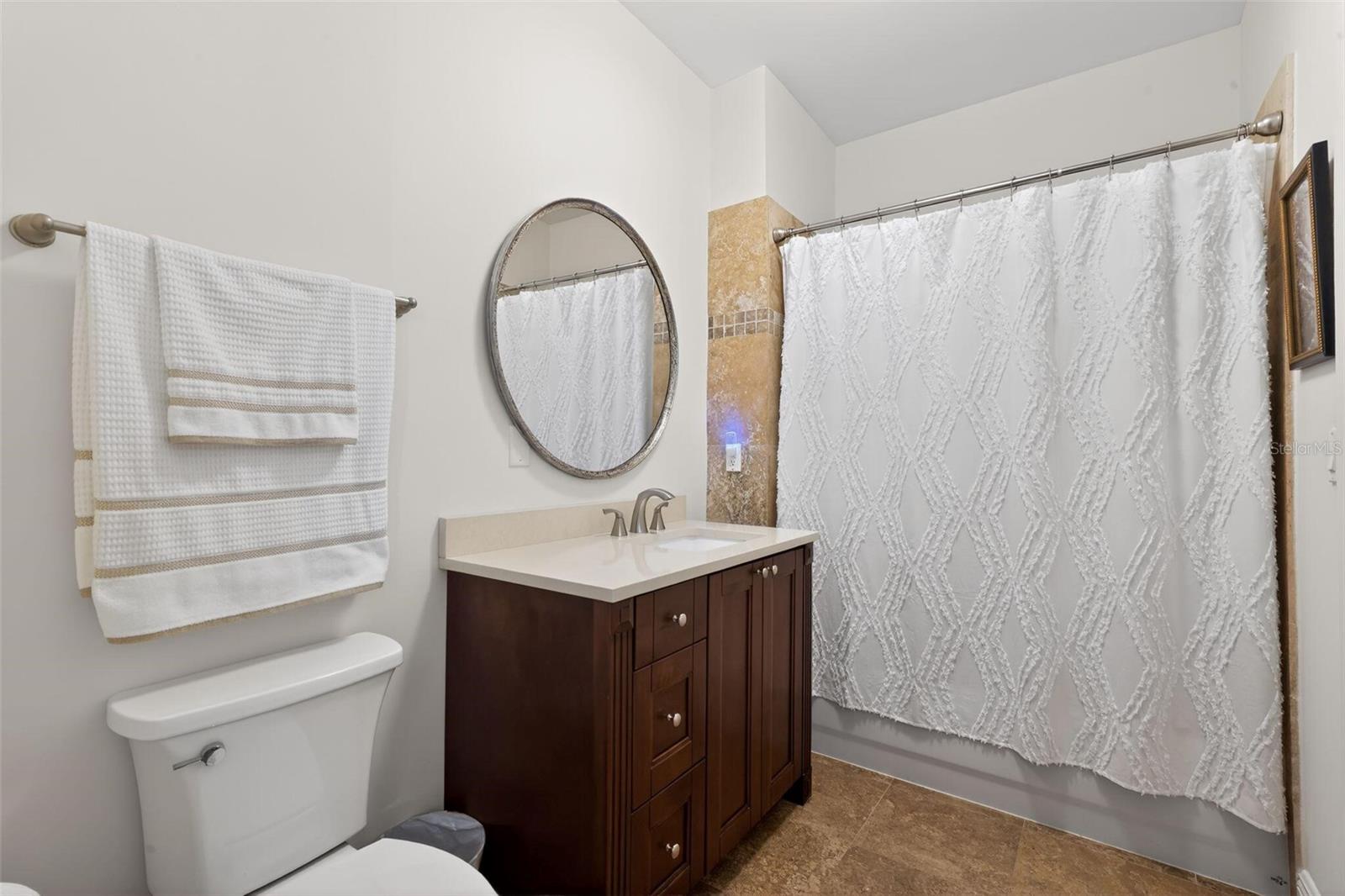 MAJESTIC COVE - Residential