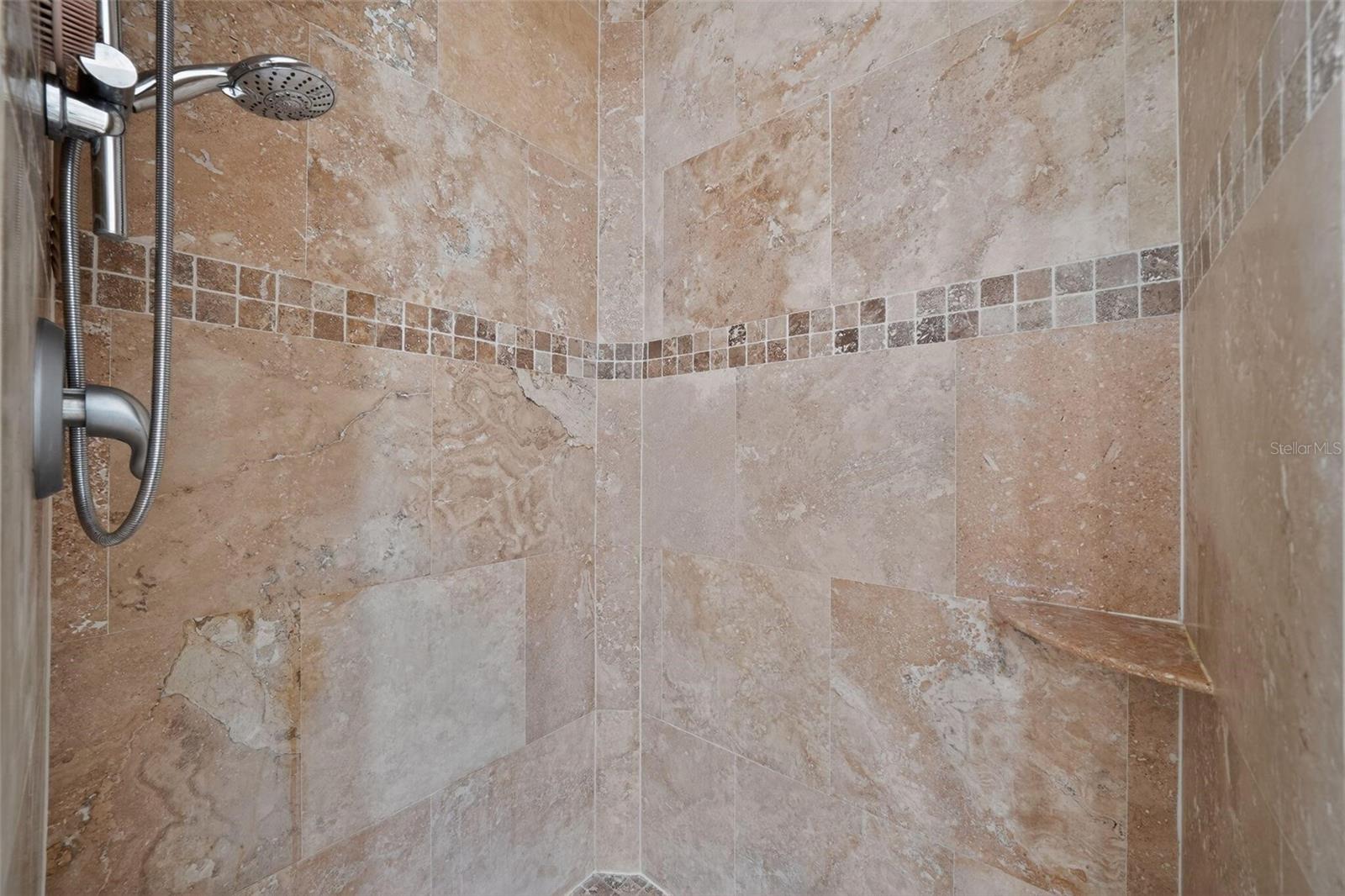 MAJESTIC COVE - Residential