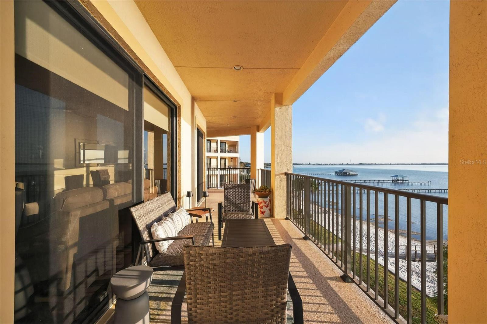 MAJESTIC COVE - Residential