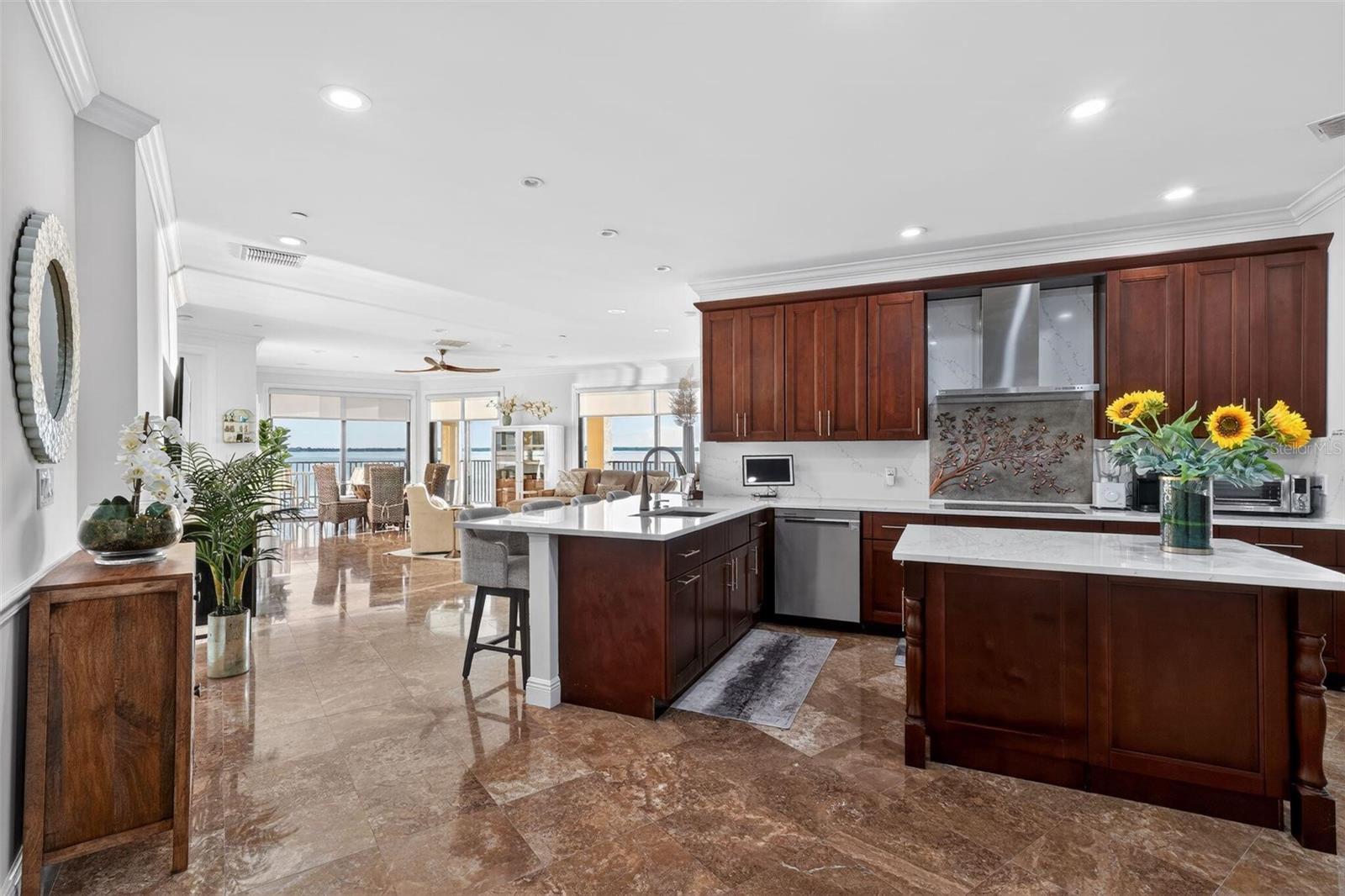 MAJESTIC COVE - Residential