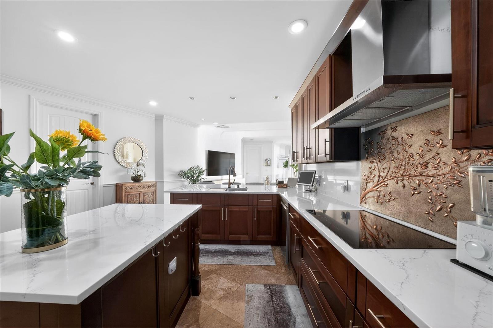 MAJESTIC COVE - Residential