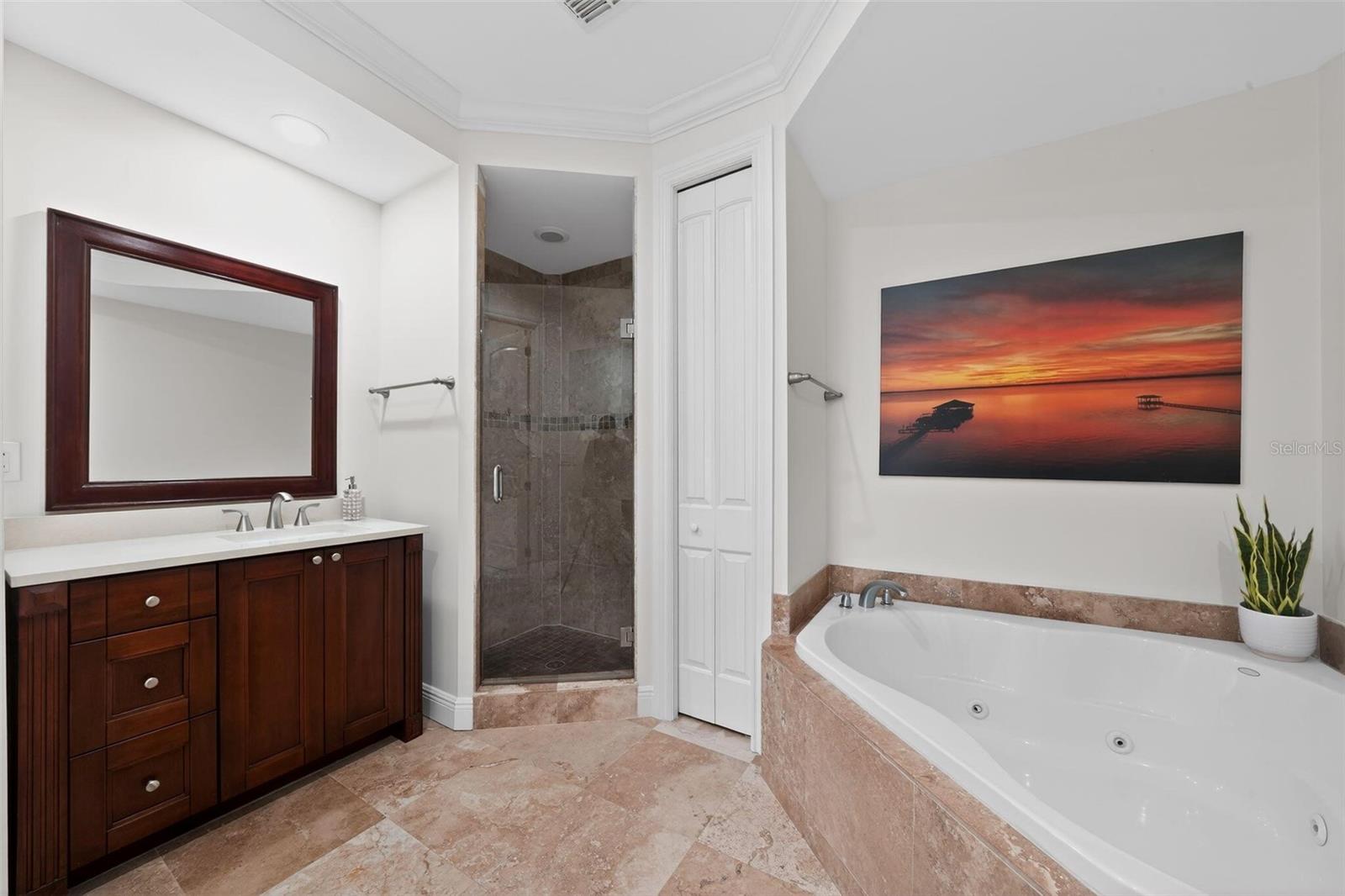 MAJESTIC COVE - Residential