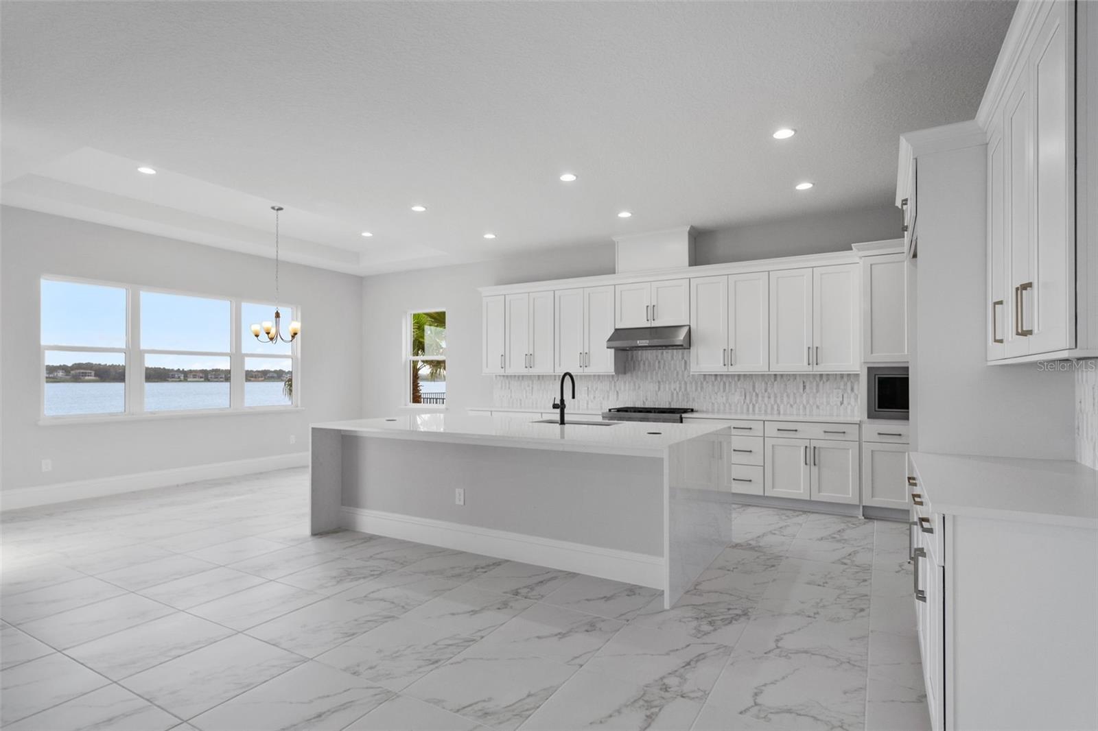 BELLA COLLINA EAST SUB - Residential