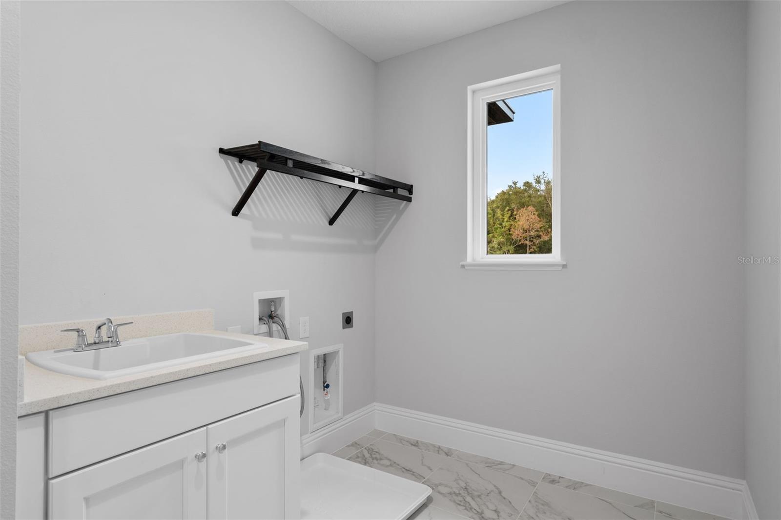 BELLA COLLINA EAST SUB - Residential