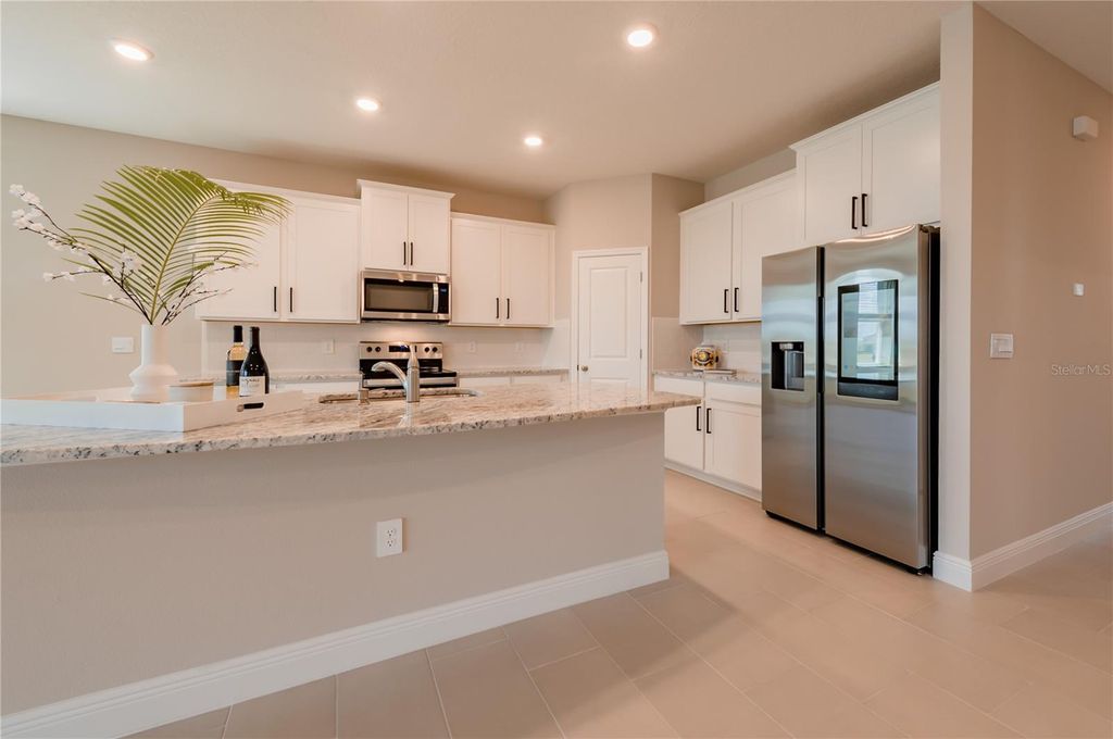 Photo of 5246 Grove Mill Loop, Bradenton, FL 34211 (MLS # A4673828)