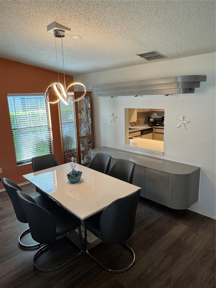 VILLAGE OAKS SEC B - Residential