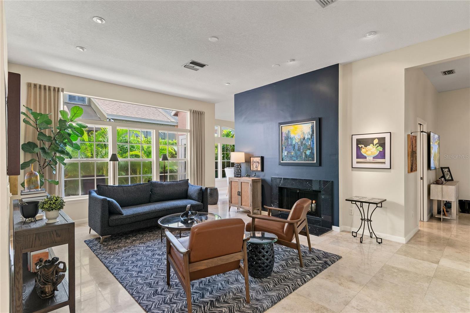 595 HUNTINGTON AVENUE 4